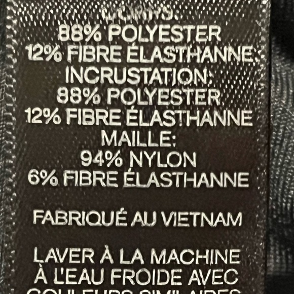 Express Color Block Workout Capris - Picture 5 of 6